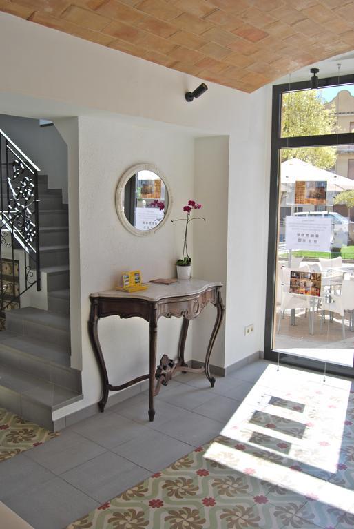 Fonda Comerc Apartment *